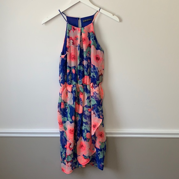 Suzy Shier Floral Dress - Picture 1 of 3